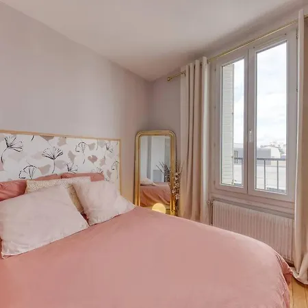 * L'elegant * Paris A 6 Minutes *